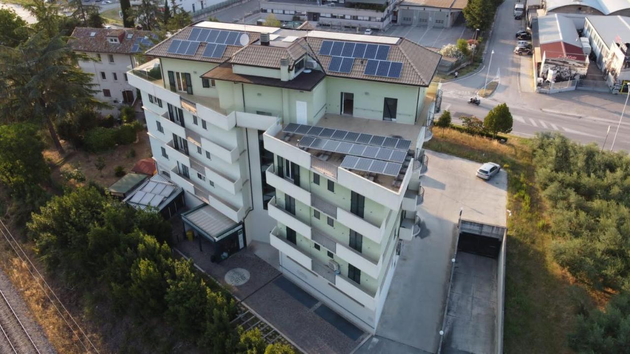 Hotel Clodi Ascoli Piceno Exterior foto