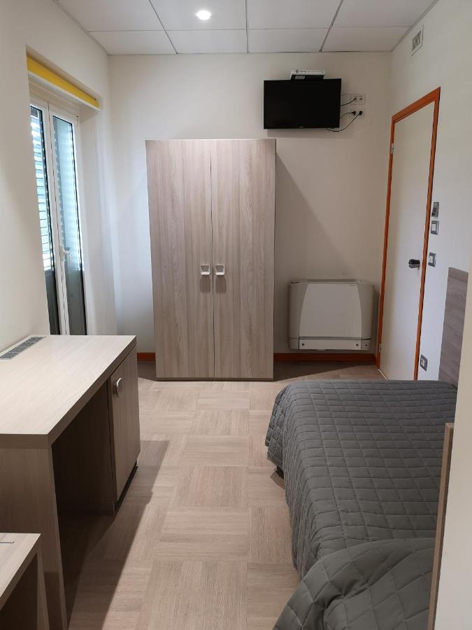 Hotel Clodi Ascoli Piceno Exterior foto